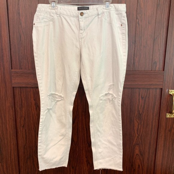 Generra Womens White Cropped Distressed Denim Ankle Jeans Raw Hem W35" x L26" - Picture 1 of 9